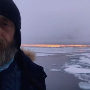 Roland Møller Instagram - The polar bear watch 
Wally was not having it 🐧
The ice in the horizon is on fire 🔥
And 9 other treats Around the north water @northwatertv