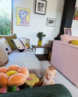 Rolanda Marais Instagram - Was vir n dag by die huis voor ons weskus toe is vir n laaste paar dae van vakansie.niks soos n tyd weg om weer jou eie spasie te geniet nie. #homesweethome #midcenturymodern #leefhuis