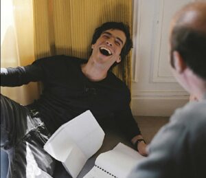 Romain Duris Instagram - Cédric et Bruno 
🖤🖤

Le péril jeune 🔫 
Chacun cherche son chat 😻 
Peut être 🚀 
Paris 🕺🏻 
L’auberge Espagnole 🇪🇸 
Les poupées russes 🪆 
Casse tête chinois 🇺🇸 
Salade Grecque 🇬🇷

…

@cedklap @movebruno_ 

Un café avec cinq pailles madame.

✨