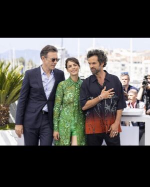 Romain Duris Instagram - Cannes 💫 Coupez ! En salles !! #michelhazanavicius @coupez_lefilm @pan_europeenne