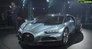 Romain Monti Instagram - ‼️Bugatti Tourbillon ‼️

Elle est folle 🥹🥹

J’étais pas fan de la Veyron, beaucoup plus de la Chiron, là je la trouve incroyable

Ils ont vraiment pris les codes de la haute horlogerie pour en faire une voiture. D’où le nom aussi

Le volant tourne, quand l’airbag et les compteurs restent fixes. Un délire.

Tu valides ?