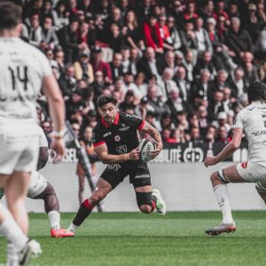 Romain Ntamack Instagram - 𝑴𝒊𝒔𝒕𝒓𝒂𝒍 𝒈𝒂𝒈𝒏𝒂𝒏𝒕 🔴⚫️