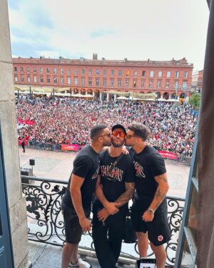 Romain Ntamack Instagram - 𝑩𝒂𝒄𝒌 𝒕𝒐 𝑩𝒂𝒄𝒌, merci Toulouse 🫰🏻