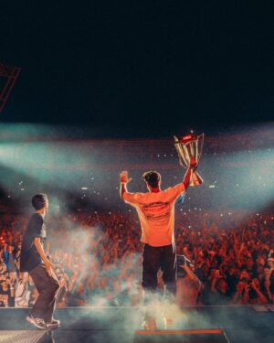Romain Ntamack Instagram - 𝑺𝒕𝒂𝒅𝒊𝒖𝒎 𝟐𝟎𝟐𝟒 🎤 @bigfloetoli @oli_real

📷 @odieuxboby