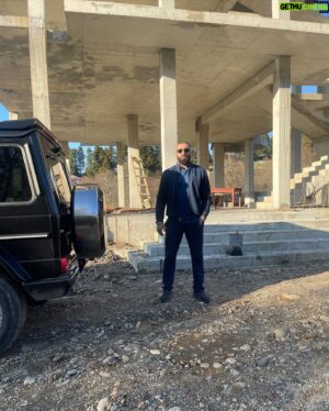 Roman Dolidze Instagram - It’s hard to be torn between training, construction and business, but I like this life!

But when I sign a contract for a fight, I always leave Georgia, because here I can’t concentrate on training, and when I leave, I turn all my attention to preparation!

I think it’s better to have such problems than to have nothing at all!
Nothing is impossible! All goals are achievable!
-
რთულია ვარჯიშს, მშენებლობასა და ბიზნესს შორის დროის განაწილება, მაგრამ მე მომწონს ასეთი ცხოვრების სტილი!

როცა ჩხუბზე ვაფორმებ კონტრაქტს, ყოველთვის ვტოვებ საქართველოს, რადგან აქ ვარჯიშზე კონცენტრირებას ვერ ვახერხებ, წასვლისას კი მთელ ყურადღებას ვარჯიშებს ვუთმობ! 

ვფიქრობ, ჯობია ასეთი პრობლემები გქონდეს, ვიდრე საერთოდ არაფერი!
Შეუძლებელი არაფერია! 
ყველა მიზანი მიღწევადია!
-
Тяжело разрываться между , тренировками, стройкой и бизнесом, но такая жизнь мне по душе!

Но когда подписываю контракт на бой, я всегда уезжаю с Грузии, так как тут я не могу концентрироваться на тренировках, а уехав, все внимание переключаю на подготовку! 

Считаю лучше иметь такие проблемы, чем не иметь совсем ничего!
Нет ничего невозможного! Все цели достижимы!