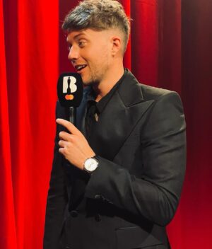 Roman Kemp Instagram - And just like that, the Brits was hosted. Dream come true ❤️ had so much fun on what was a very special night. Couldn’t have done it without the amazing co-hosts that are @claraamfo @mayajama 🙌 and the awesome team @lukebensoncreative @carlottaconstant @iswiz 

@iwcwatches_uk @iwcwatches #ad