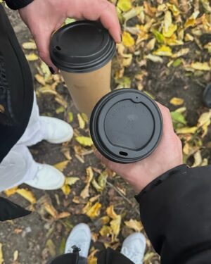 Roman Lochmann Instagram - Noch 4 mal morgens Kaffee dann haben wir’s geschafft #2023