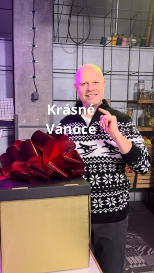 Roman Paulus Instagram - Krásné a veselé Vánoce!! 

#vanoce #vanoce2023 #prani 
#sefkuchar #romanpauluschef #romanpaulus