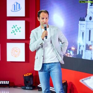 Roman Shirokov Instagram - Провели открытый урок для школьников в проекте #проектория2018 #волонтеры #добрые #дела