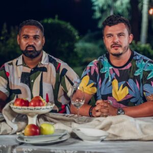 Roman Staša Instagram - Tak jak se Vám líbil včerejší Souboj na talíři? Já jsem si natáčení neskutečně užil a tady pro Vás mám ještě pár fotek, ze kterých je to určitě cítit ❤️
•
•
•
#soubojnataliri #berky #pavelberky #premekforejt #janpuncochar #romanstasa #masterchef #masterchedcz #masterchefcesko