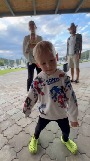Roman Vojtek Instagram - Ne… nedá se vypnout 🤪🤣🤣 #nezastavitelny #dance #energie #myson