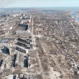 Roman Yaremchuk Instagram - Я – Роман Яремчук, гравець «Бенфіки» та національної збірної України, українець, батько, син. Я людина і моє серце розбите, адже у моїй рідній країні іде війна, зруйновані міста, кожного дня гинуть мирні люди, серед яких вже більше 100 дітей.

Російська армія безжально і ціле направлено знищує українців, створюють гуманітарну катастрофу в наших містах. Це справжній геноцид!

Алісі з Охтирки було 8, її сім’ю розстріляли. Кирилові з Маріуполя було лише два. Софії з Нової Каховки було шість, а її брату щойно виповнився один місяць. На жаль, список загиблих в Україні дітей поповнюється щодня. Просто зараз ми маємо зупинити Путіна та захистити Україну!
Коли я говорю «ми», я маю на увазі кожного з нас. Кожен голос важливий! Не мовчіть, інформуйте про війну в Україні, говоріть про жорстокі вбивства наших дітей.
Зупиніть війну! Врятуйте життя дітей України!

I am Roman Yaremchuk, player of Benfica and the national team of Ukraine, Ukrainian, father, son. I am a man and my heart is broken, because in my native country there is a war, cities are destroyed, peaceful people die every day, among whom there are already more than 100 children.

The Russian army is ruthlessly and purposefully destroying Ukrainians who are creating a humanitarian catastrophe in our cities. This is real genocide!

Alice from Akhtyrka was 8, her family was shot. Kirill from Mariupol was only two. Sofia from Nova Kakhovka was six, and her brother had just turned one month old. Unfortunately, the list of children killed in Ukraine is replenished every day. It's just that now we have to stop Putin and protect Ukraine!
When I say "we", I mean each of us. Every vote counts! Do not be silent, inform about the war in Ukraine, talk about the brutal murders of our children.
Stop the war! Save the lives of the children of Ukraine!
