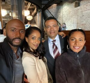 Romany Malco Instagram - Finding the light💡on set of @millionlittlethingsabc with @azietesfai @christinasmoses and @mariovanpeebles.
.
.
#amillionlittlethings #abcnetwork #ABC