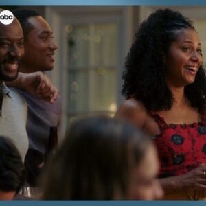 Romany Malco Instagram - Rome would do anything for his friends! Watch what happens TONIGHT in the season premiere of #AMillionLittleThings at 10/9c on ABC and stream on Hulu.