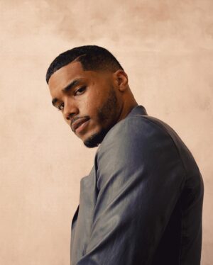 Rome Flynn Instagram - 𝒊𝒕 𝒂𝒊𝒏’𝒕 𝒍𝒐𝒗𝒆 𝒃𝒖𝒕 𝒊𝒕’𝒔 𝒄𝒍𝒐𝒔𝒆 𝒆𝒏𝒐𝒖𝒈𝒉