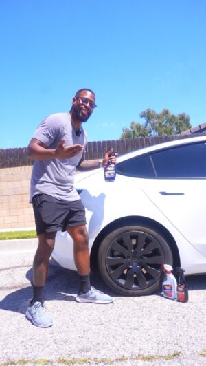 Rome Green Jr. Instagram - Lel me host your next snow, laont ge tired. Nah, really this stuff is magic, no pun intended @blackmagicshine #ad #blackmagicshine #takepridelnyourride