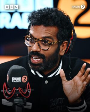 Romesh Ranganathan Instagram - The bromance you never knew you needed 👊 💛

Listen to Romesh Ranganathan and Jay Blades on Zoe’s #FriendsRoundFriday! 

Available on the Zoe Ball and Friends podcast ✨