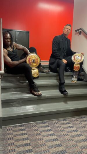 Ron Killings Instagram - New World Tag Team Titles on display and they are Awesome and that’s the Truth!!! #AwesomeTruth