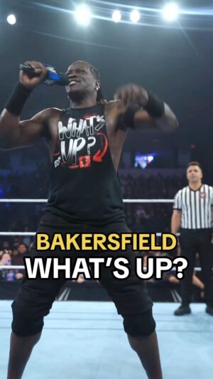 Ron Killings Instagram - @ronkillings1 had #WWEBakersfield fired up 😂