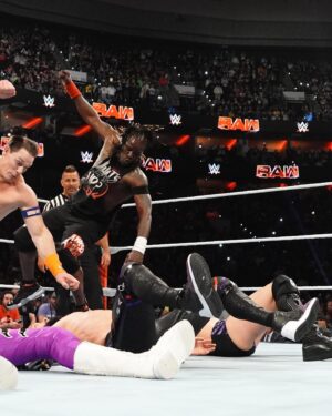 Ron Killings Instagram - 𝒀𝒐𝒖 𝒄𝒂𝒏’𝒕 𝒔𝒆𝒆 𝒎𝒆 👋 ❌ 👀 

#JohnCena #RTruth #TheMiz #RawAfterMania #WWERaw #WrestleMania