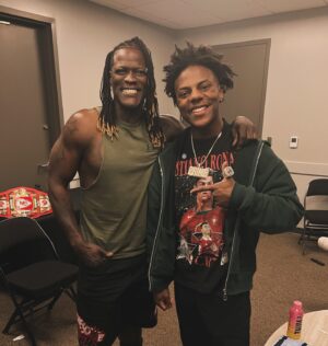Ron Killings Instagram - Met @ksi last night at Monday night Raw in Kansas City Missouri, cool AF! Be on the Look out for a collab!!🙌🏿🔥