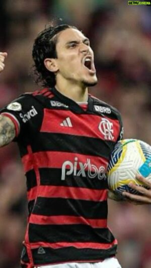 Ronaldo Moura Instagram - Eai foi Pênalti?