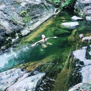 Ronaldo Oliva Instagram - Gratidão ! 🙏🏼
.
.
.
.
.
.
.
.
.
.
.
.
.
#lugaresecomidinhas #places #viagem #travel #trip #cachoeira #waterfall #brasil #brazil #lugares #riodejaneiro #penedo #instaplace #instatravel #instagood #instamood #instagram #photo #photography #foto #fotografia #photooftheday #viaje #cascada #beautifuldestinations