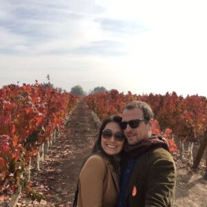 Ronaldo Oliva Instagram - Vc me levou para esse lugar incrível, viagem inesquecível! 
São 13 anos juntos, 14 “dia dos namorados”, 4 copas do mundo de futebol e muitos anos que ainda virão! Que a gente fique junto até ficar velhinhos ... te amo @kecikoga ! ❤️
.
.
.
.
.
.
.
.
.
.
.
#diadosnamorados #valentines #amor #love #casal #parasempre #teamo #amomuito #luademel #juntos #viagem #viajar #couple #chile #vinicola #lugaresecomidinhas #mylove