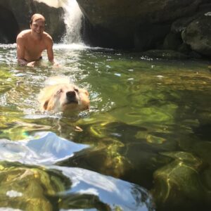 Ronaldo Oliva Instagram - Bora refrescar esse calor ? ☀️💦💧
Foto @jeoliva_ .
.
.
.
.
.
.
.
.
.
.
. .
#cachoeira #bbctravel #aguasdamarambaia #queluz #natureza #natgeotravel  #viagem #viajar #tudodebom #todomundopodeviajar #ferias #feriado #cumplicesdeumresgate #pet #dog #doglover #dogsofinstagram #travel #trip #petstagram #petlover #fun #enjoy #fimdesemana #niver