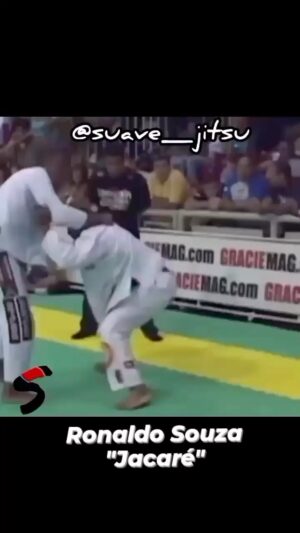 Ronaldo Souza Instagram - Era assim que fazíamos, campeonato Mundial @ibjjf 
 This is how we do,  World championship @ibjjf @suave_jitsu @jacaremartialarts