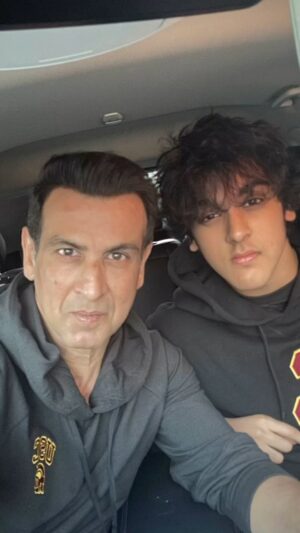 Ronit Roy Instagram - Mere hukum ka ikka, mere lakhon ka sikka, mera baby boy, mera star and just like that you’re 16!!!! Happy birthday to you!!!!! May all you dreams come true! Hang loose, be cool! ps. Don’t do too much dhamaal In  Bali. Love you mostest ❤️