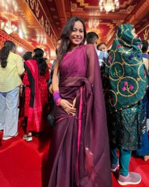 Ronjini Chakraborty Instagram - Ashtami that was 💜💛♥️

#pujo2023♥️ with @ashishsverma @akankshout @rajshekharis @bazlanbaasi @paramitagh @ghoshrita @sudhaverma2012 @ankitasharma.as