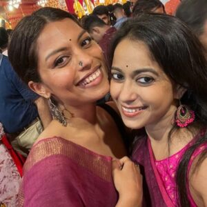 Ronjini Chakraborty Instagram - Ashtami that was 💜💛♥️

#pujo2023♥️ with @ashishsverma @akankshout @rajshekharis @bazlanbaasi @paramitagh @ghoshrita @sudhaverma2012 @ankitasharma.as