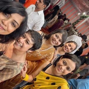 Ronjini Chakraborty Instagram - Ashtami that was 💜💛♥️

#pujo2023♥️ with @ashishsverma @akankshout @rajshekharis @bazlanbaasi @paramitagh @ghoshrita @sudhaverma2012 @ankitasharma.as