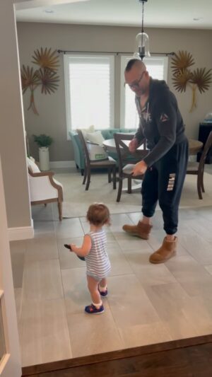 Ronnie Arneill Instagram - I scouted the competition thoroughly… 
I thought my @ugg slippers would give me the advantage…

I was immediately overwhelmed by cuteness and rightfully subdued ❤️

Still look good in Uggs though 😏

#son #myboy #love #family #fun @save.your.sons