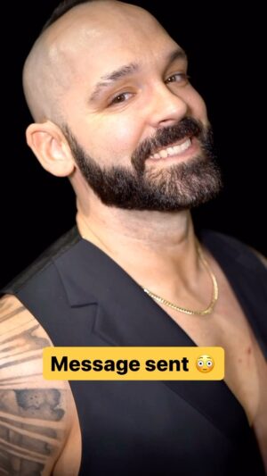 Ronnie Arneill Instagram - After last night’s attack, @theshawnspears is taking the mind games with @joe_gacy to another level 🔥