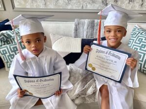 Ronnie DeVoe Instagram - “Train up your children in the way they should go, and when they are old, they will not depart from it” 

Proverbs 22:6
•
Repost from @devoetwins 
Leveling up! 👨🏽‍🎓👨🏽‍🎓
•
#DeVoeTwins 
•
#DeVoeted