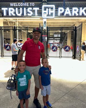Ronnie DeVoe Instagram - Me and my boys…
•
•
@DeVoeTwins at the @Braves game Friday night. 
•
•
Thank you Virgil and Paxton!