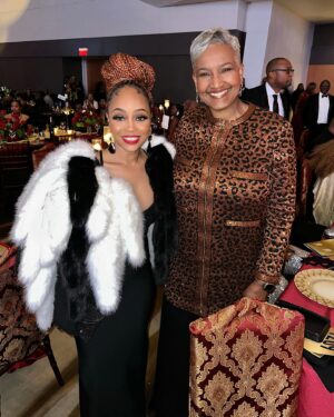 Ronnie DeVoe Instagram - The Mayors Masked Ball Atlanta 2023 raised in upwards of 4 million dollars for the @UNCF last night!!! 

Man, it felt great for me, @ShamariDeVoe and the @DeVoeTwins to give $10k on behalf of the DeVoe, Payne, Fears and Ballou family… 

We all have a duty to support our future young black scholars, leaders, entrepreneurs and professionals.

Shouts to @JustineNormanBoyd for taking care of us and organizing such an incredible event!

Giving back never looked so good…

#DeVoeted

#UNCFMayorsBallAtl23