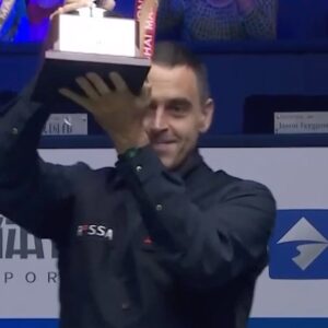 Ronnie O'Sullivan Instagram - 🚀 Ronnie O’Sullivan wins his fourth consecutive Shanghai Masters title! 🏆

#snooker #RonnieOSullivan #ShanghaiMasters