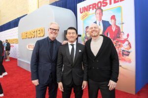 Ronny Chieng Instagram - I’m very lucky to meet and work with my comedy heroes! Unfrosted out now on Netflix! 💄:@tammyyi