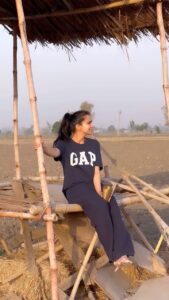 Actress Roopi Gill HD Instagram Photos and Wallpapers July 2024