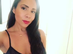 Actress Rosal Colon HD Instagram Photos and Wallpapers December 2018