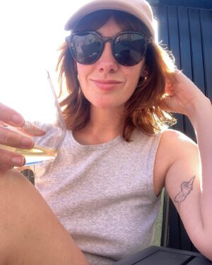 Rose-Aimée Automne T. Morin Instagram - Cette femme vient de clore son mandat de chroniques 2023-24. Elle est heureuse d’avoir parlé à des gens fascinants et de maintenant juste lire.