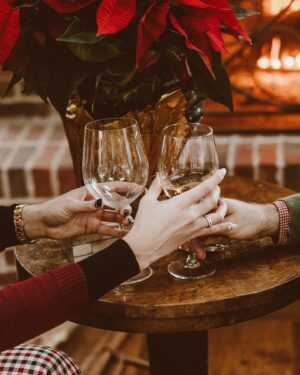 Rose Reid Instagram - 3 years and counting ♥️🍾
-
📸: @jazminscheitelphotography