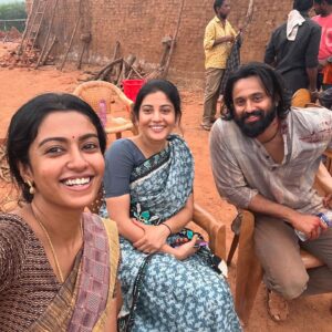 Roshini Haripriyan Instagram - அங்கயற்கண்ணி ✨🧿

Sharing my beautiful memories from Garudan 🤍
Thank you for all love and support ♥️♥️♥️

#duraisenthilkumar @soorimuthuchamy @iamunnimukundan @sshivadaoffcl @dushy1900 @vvipink 

#grateful #garudan #tamilmovie