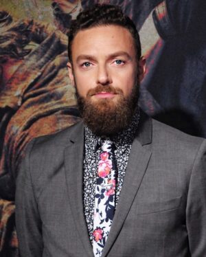 Ross Marquand Instagram - Season 10 premiere of #TWD.
I really can't wait for you all to see it. This one was something special...