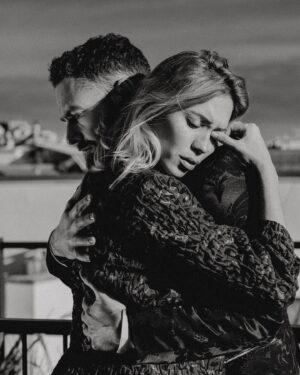 Ross Marquand Instagram - •ne jamais regarder en arrière•
from the "Alone With You" series 
#tbt du Paris, last month
📷 @luciebremeaultphoto 
Modèle: @juliedommanget 
Make-up: @meylo0 
Coiffure: @yazoue 
Stylisme: @amadstyle / @indraeudaric @studioriceparis @rives_paris @louboutinworld 
Lieu: @lazhotelparis