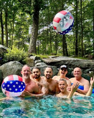 Ross Mathews Instagram - 6 lil’ sparklers in the pool celebrating the 4th! 🎆 So fun having some of our best friends over to our house for a holiday BBQ! 🥰 🍔