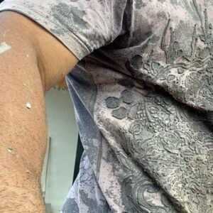 Rousimar Christian Palhares Instagram - Fala galera aí está um pouquinho doq eu sou e oq eu faço quando é preciso quem entende sabe pela intimidade e intensidade q eu estou fazendo esse serviço oq eu quero mostrar nesse vídeo é q esse é meu mundo e tudo na vida requer esforço e dedicação meu mundo era só esse até Deus me abençoar com as minhas abilidades nas lutas por isso eu sempre digo a meus alunos na vida e tudo uma coisa só se vc é trabalhador de verdade rais mesmo e tu tudo q vc vai fazer é em uma intensidade alucinante e é assim até nos dias de hoje eu convido qualquer um q tenha duvidas sobre quem eu sou pra passar uma semana comigo não precisa fazer oq faço só observar como é minha vida aí vcs vão enter o porque sou intenso estamos preparando umas coisas pra vcs sobre minha história de vida q vcs vão ficar muito felizes de saber de onde venho e como eu vivo aguardem ai pessoal vcs vão ficar chocados em de dores do Indaiá pro mundo